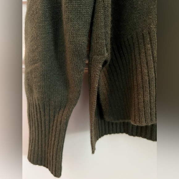 Unsubscribed Cashmere Hoodie in military green.Never worn with tags. - Picture 6 of 9